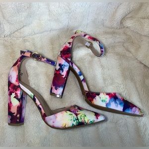 NEW! Dream Pairs “Coco” Floral Heels. Women’s size 7 NWOT